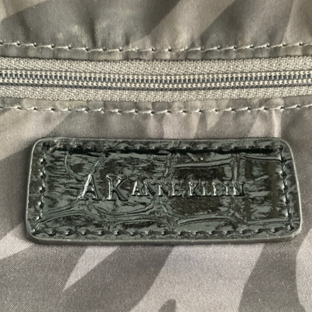 ANNE KLEIN Leather Tote/Shoulder Bag Croc Embossed Gold-Toned Hardware N… - Picture 3 of 4